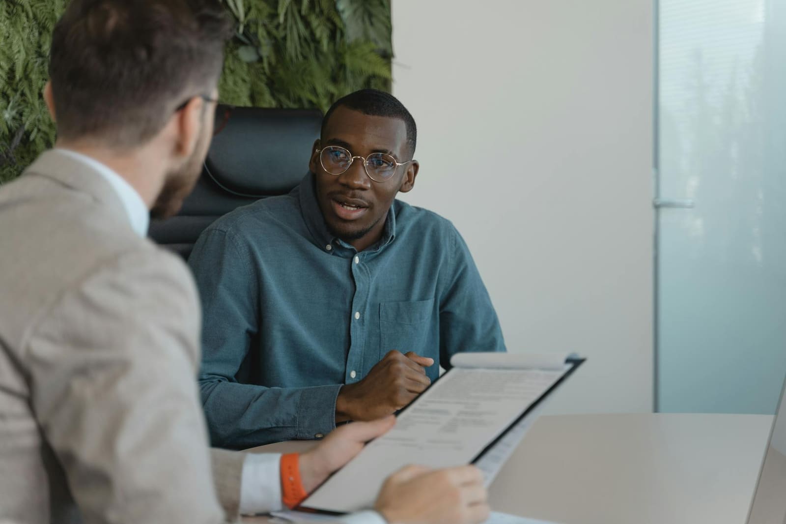 Comment recruter sur LinkedIn : un guide pratique pour les recruteurs