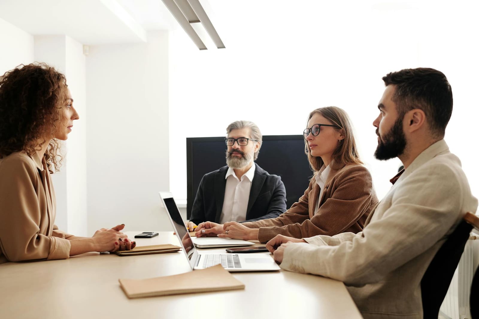 Objectifs SMART : comment les intégrer efficacement dans le processus de recrutement ?