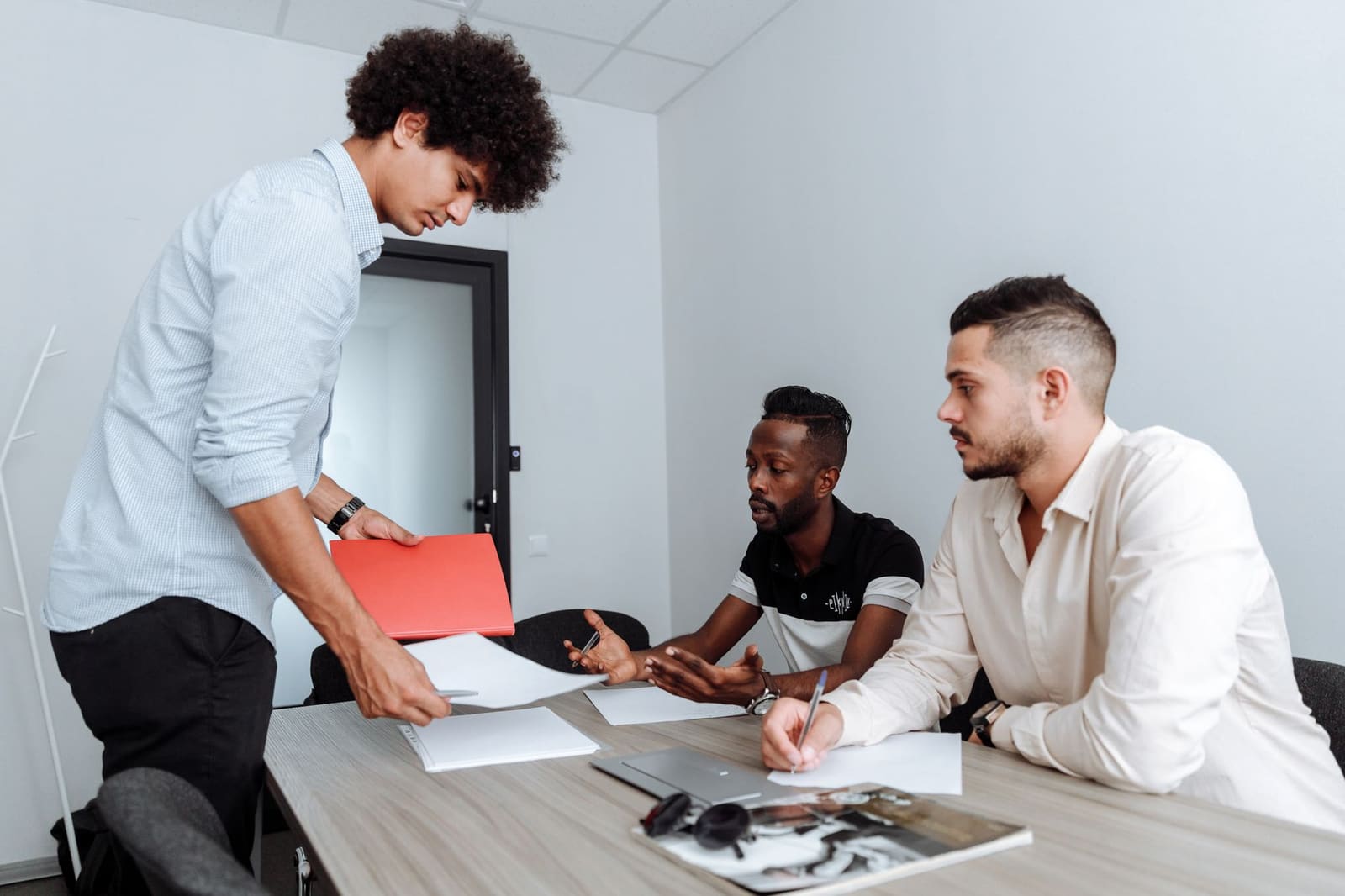 Attirer et convaincre pour fidéliser : les clés du recrutement moderne